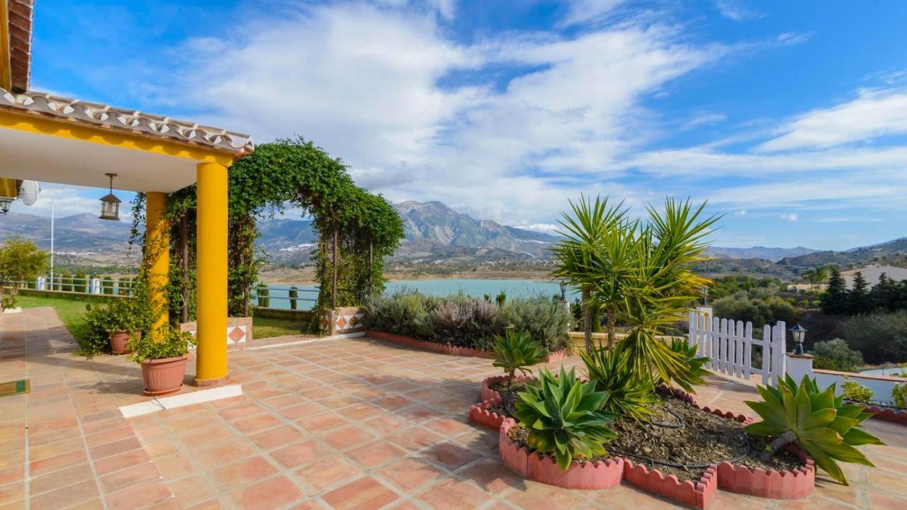 Casa Rocio Y Paloma Vinuela By Ruralidays Βίλα Εξωτερικό φωτογραφία