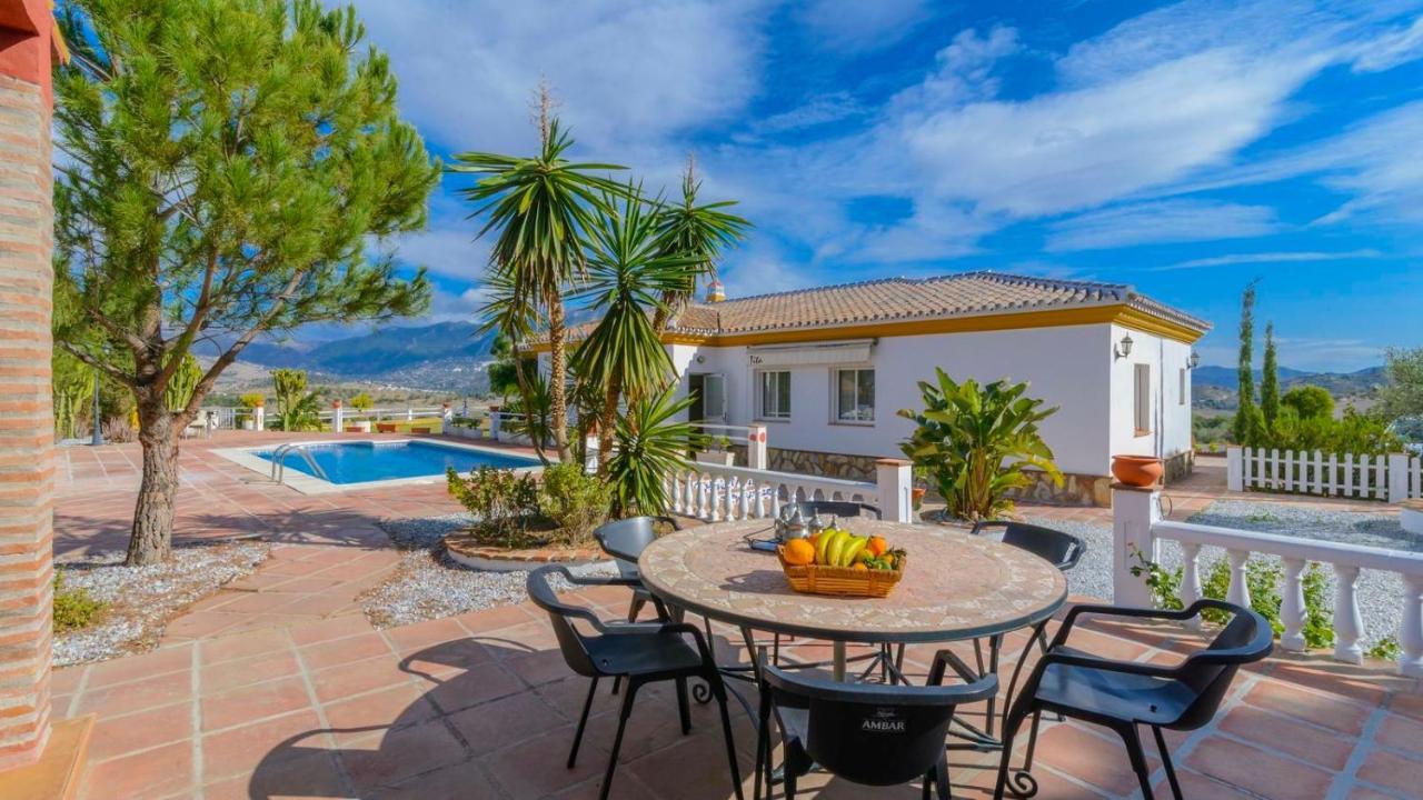 Casa Rocio Y Paloma Vinuela By Ruralidays Βίλα Εξωτερικό φωτογραφία