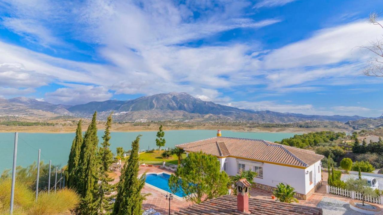 Casa Rocio Y Paloma Vinuela By Ruralidays Βίλα Εξωτερικό φωτογραφία